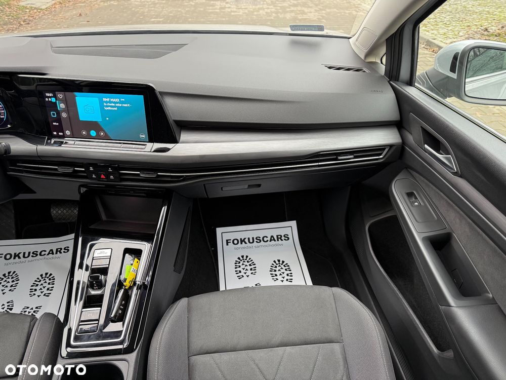 Volkswagen Golf - 25