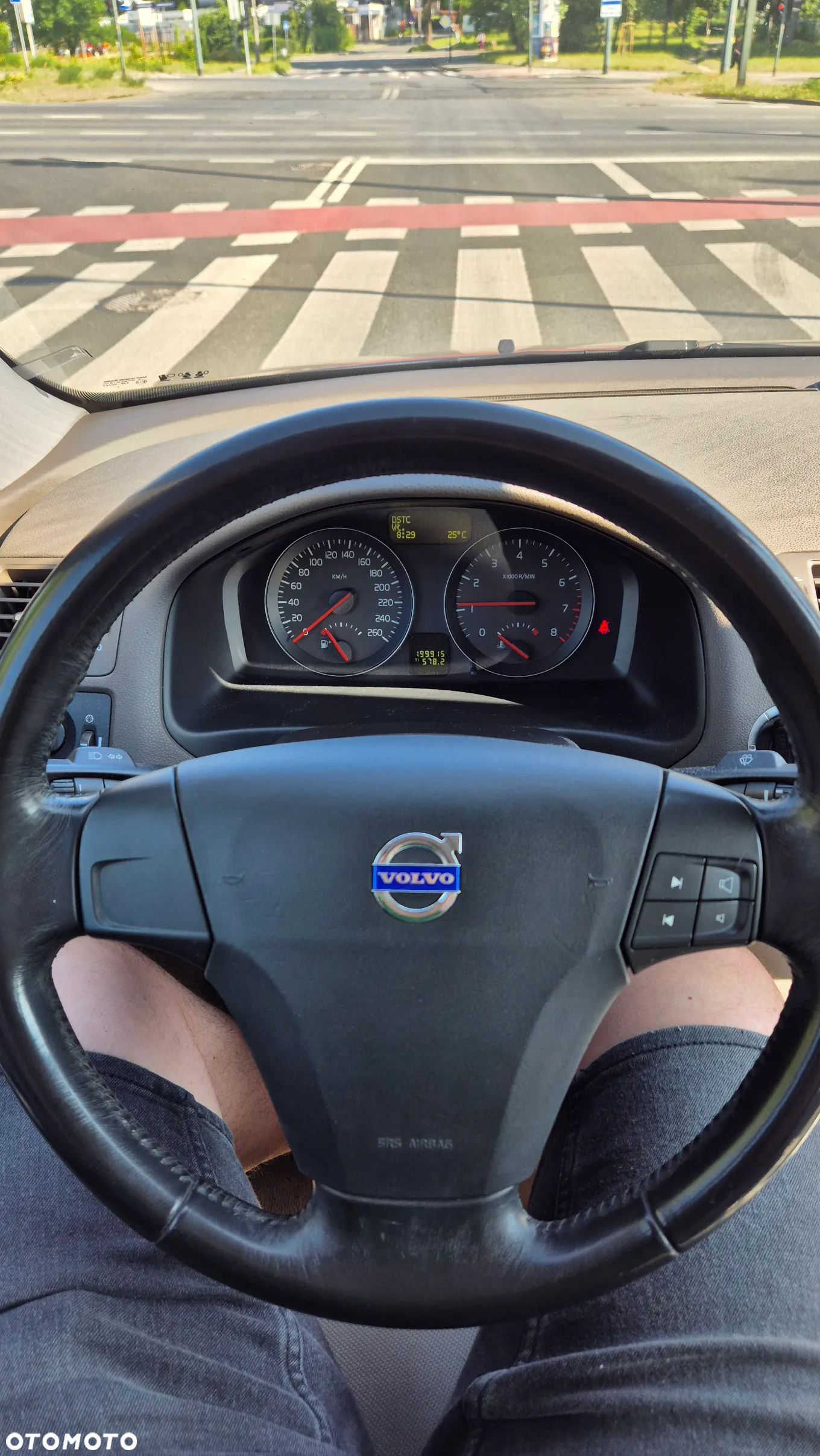 Volvo S40 1.6 Momentum - 5