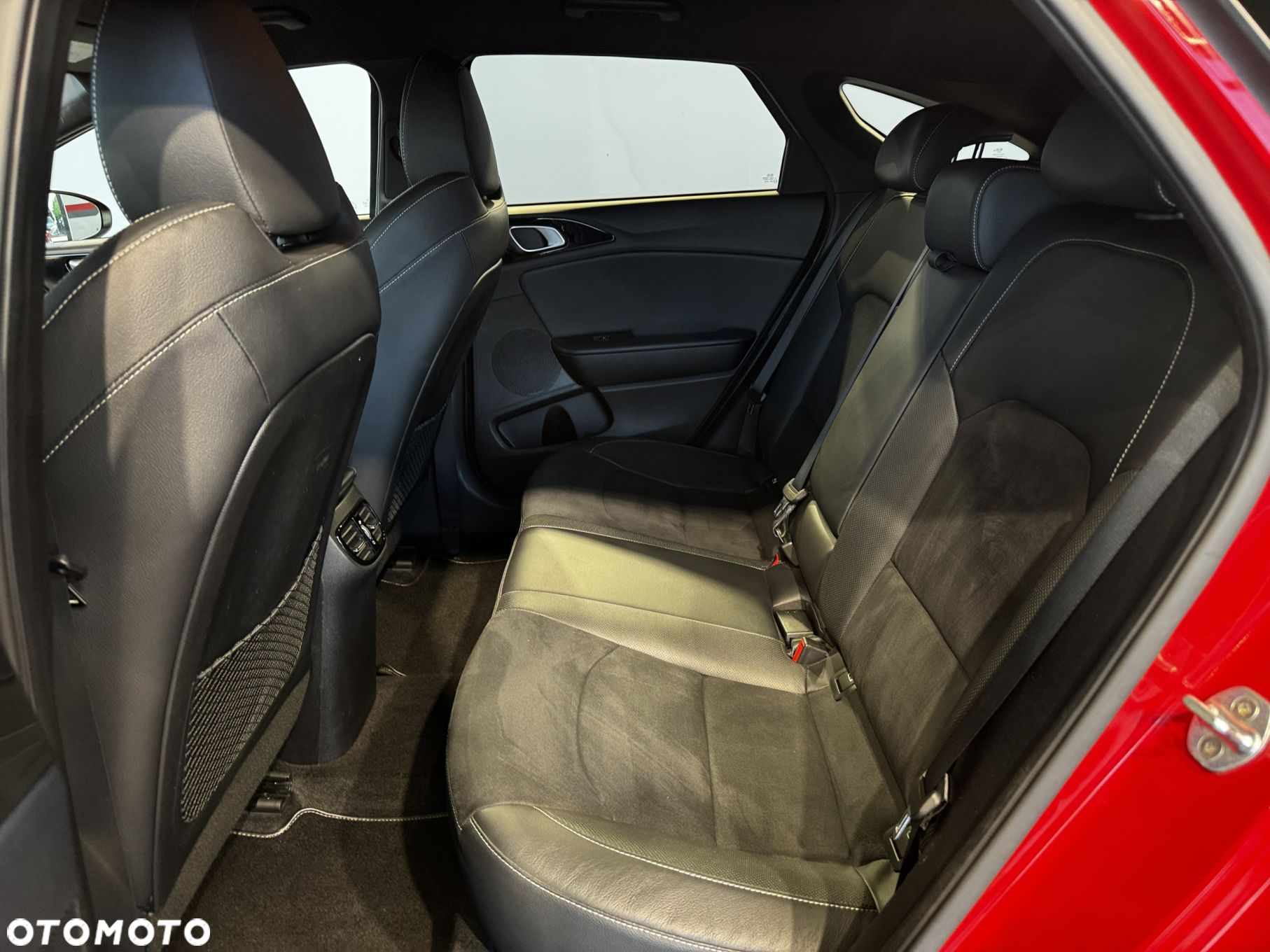 Kia ProCeed - 14