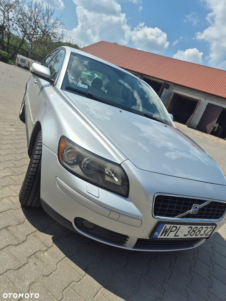 Volvo S40 T5 AWD Momentum - 5