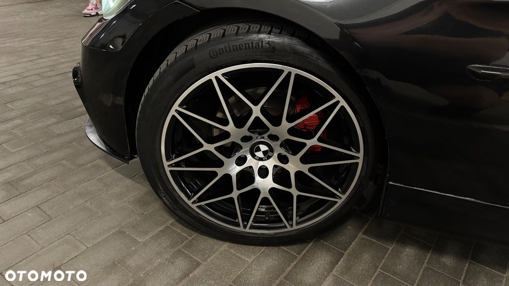 BMW Seria 3 325xi - 25
