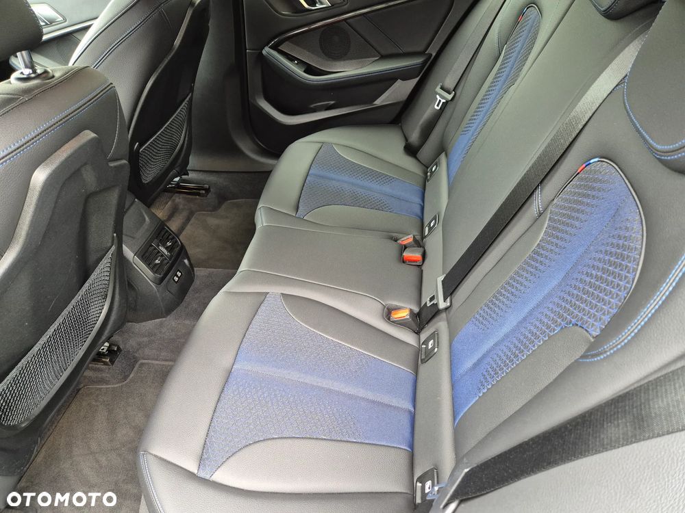 BMW Seria 1 120i M Sport - 25