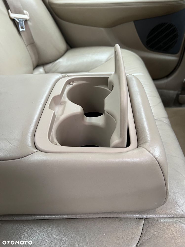 Lexus ES - 32