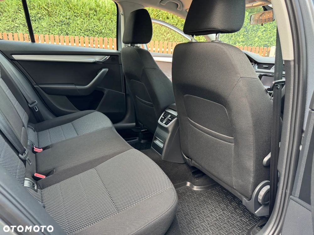 Skoda Octavia 1.4 TSI Elegance - 19
