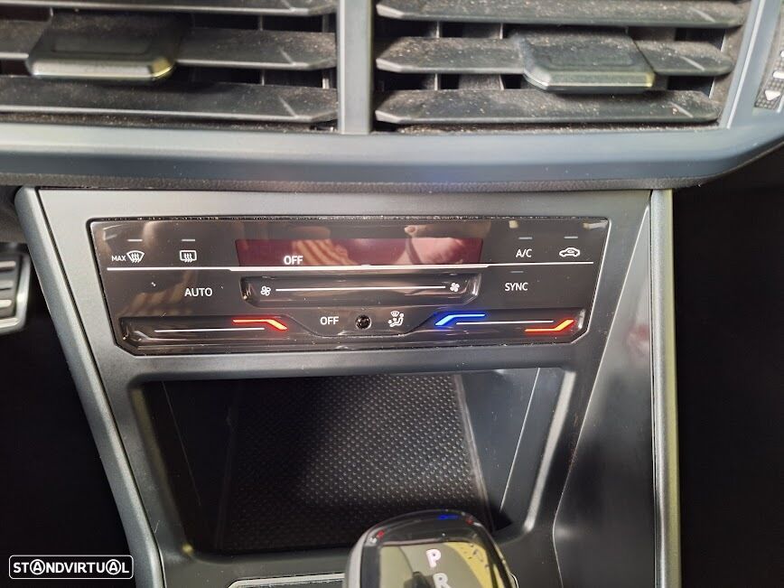 VW Taigo 1.0 TSI R-Line DSG - 27