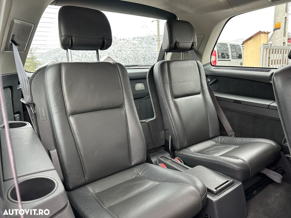 Volvo XC 90 2.4 D Aut. 7 locuri - 15