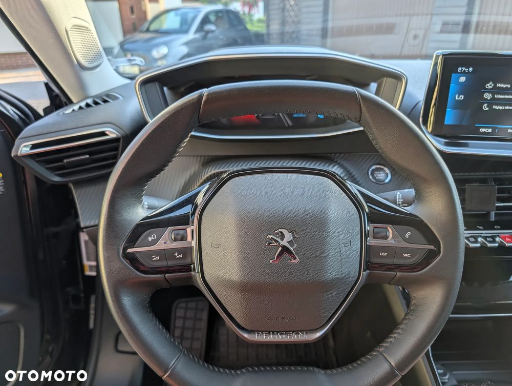 Peugeot 2008 - 22