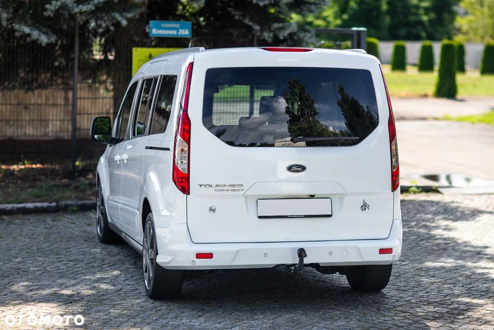 Ford Tourneo Connect Grand - 10