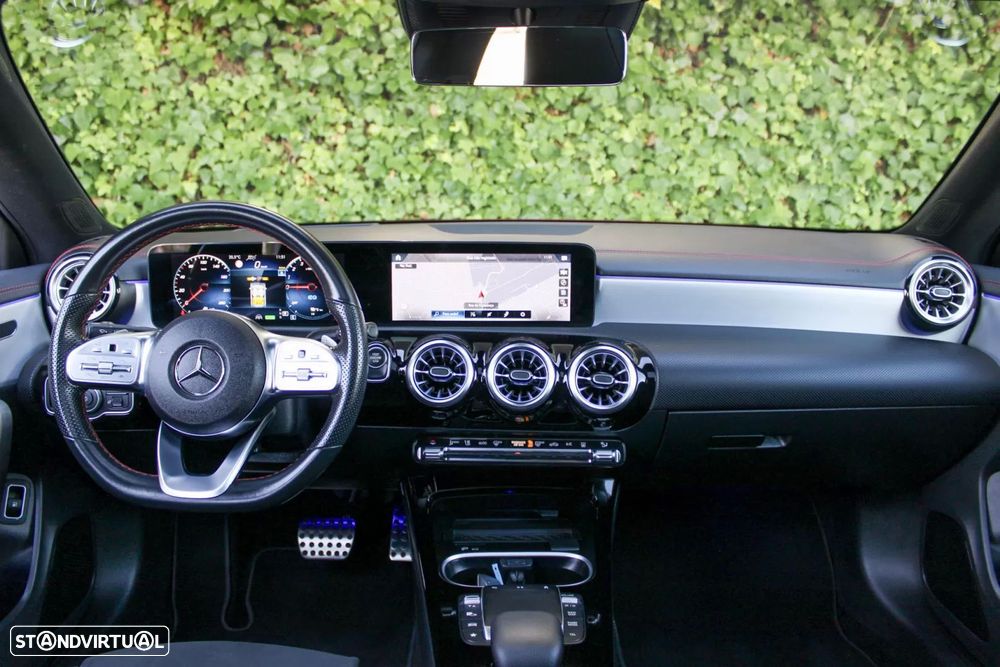 Mercedes-Benz CLA 250 e Shooting Brake AMG Line - 19