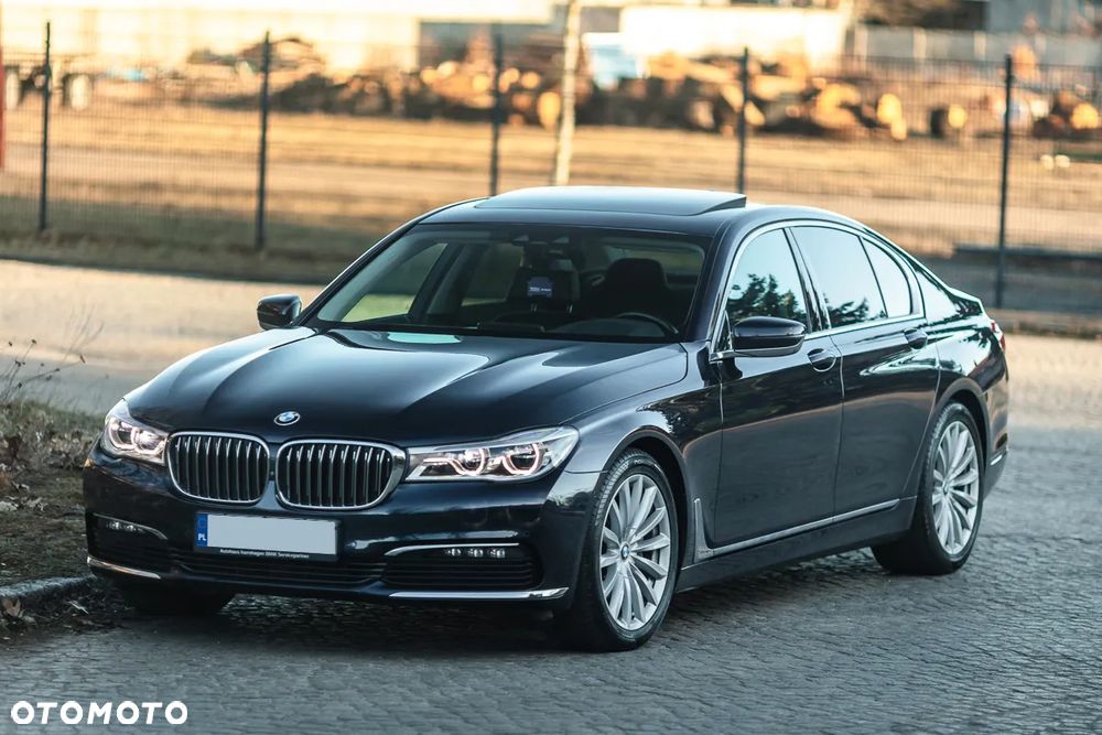 BMW Seria 7 730d - 12