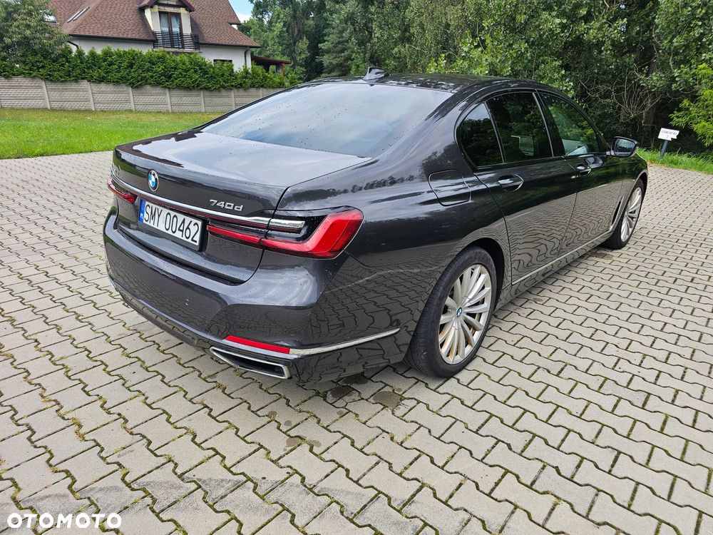 BMW Seria 7 740d xDrive mHEV - 5