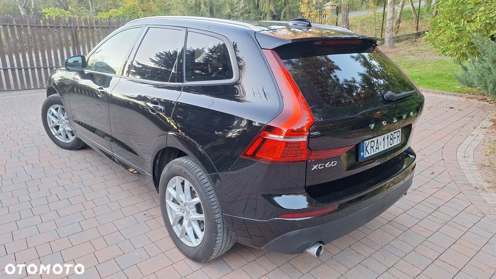 Volvo XC 60 B4 D AWD Geartronic Momentum Pro - 14