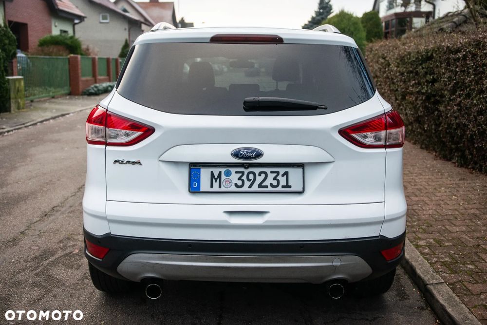 Ford Kuga 2.0 TDCi 4x4 Titanium - 13