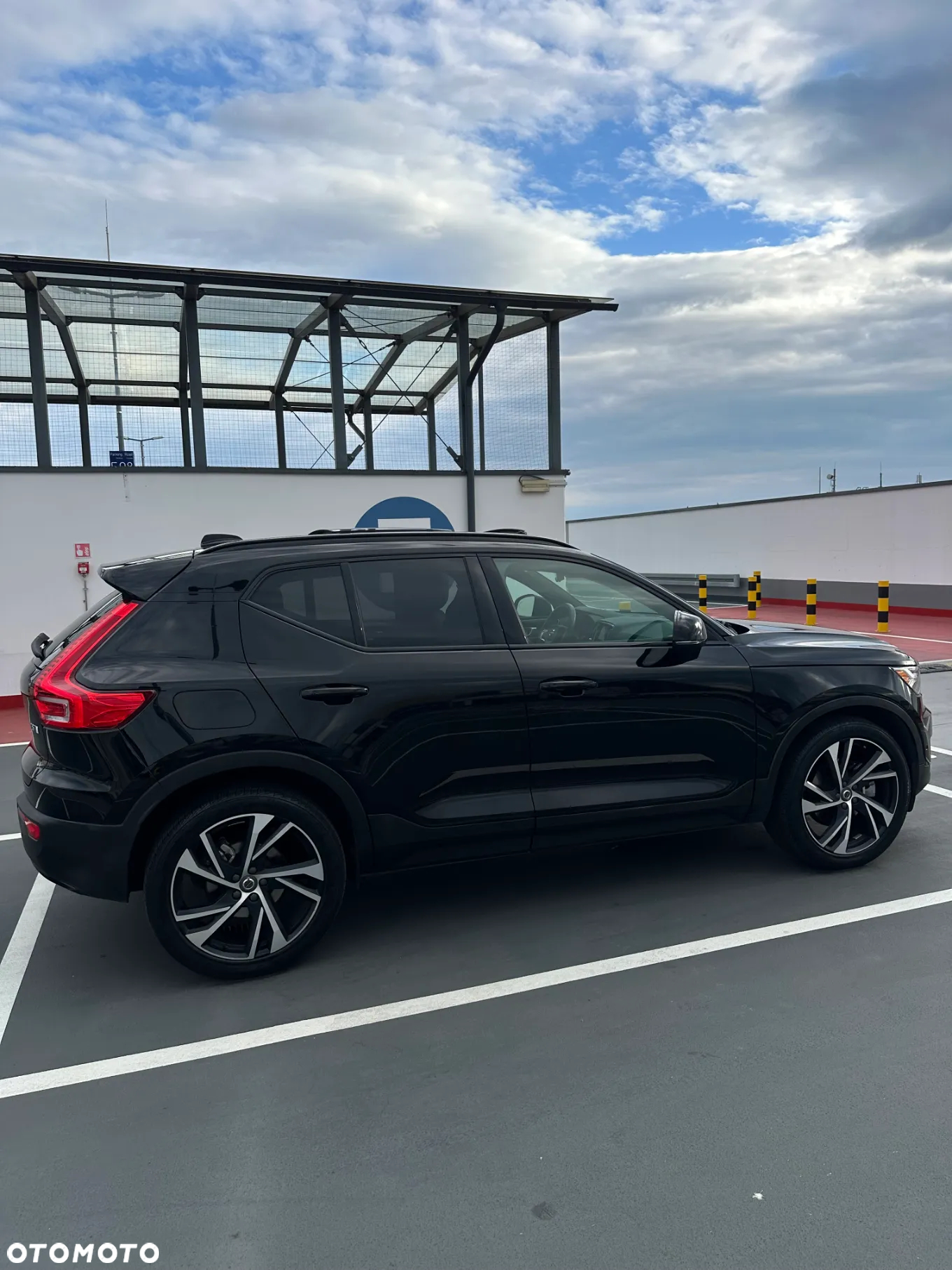 Volvo XC 40 T5 AWD R-Design - 8