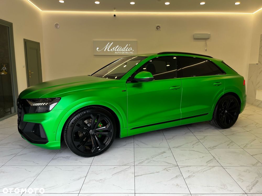 Audi Q8 - 2