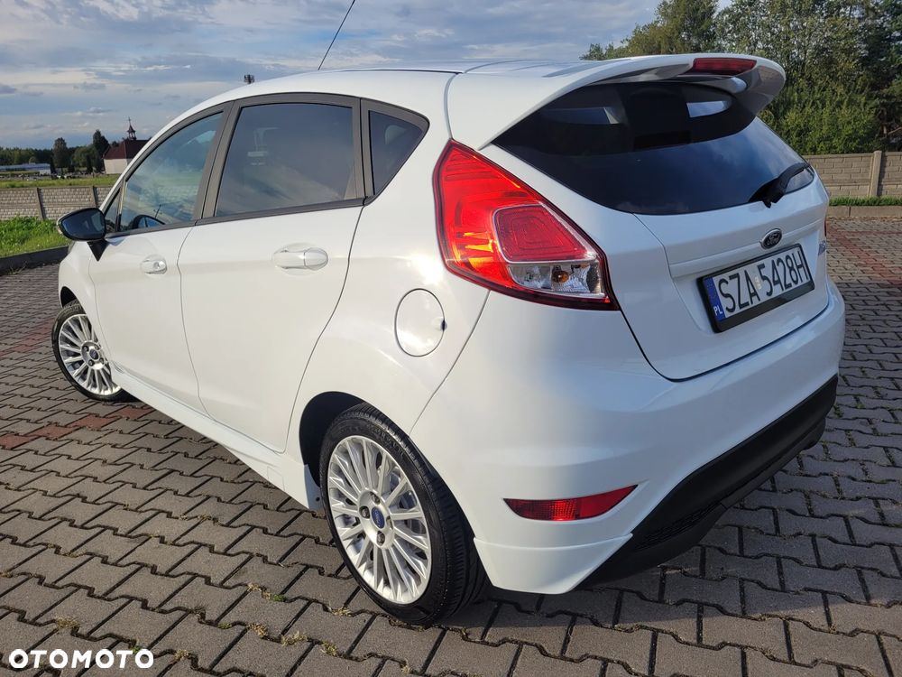 Ford Fiesta - 7