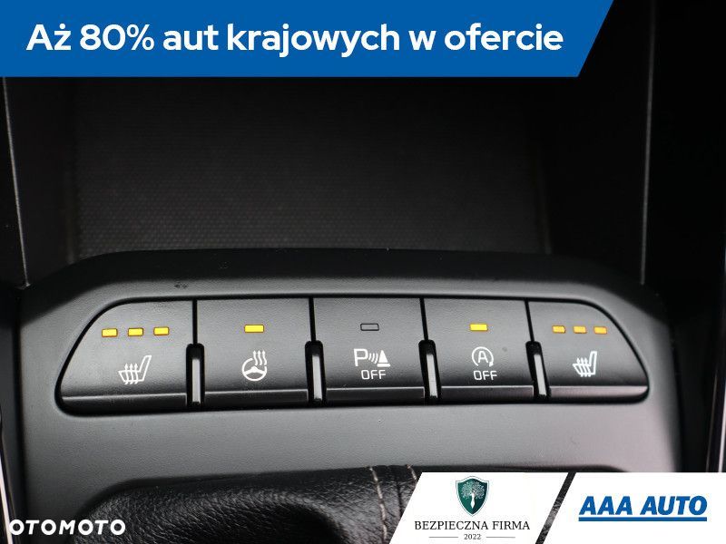 Kia Stonic - 22
