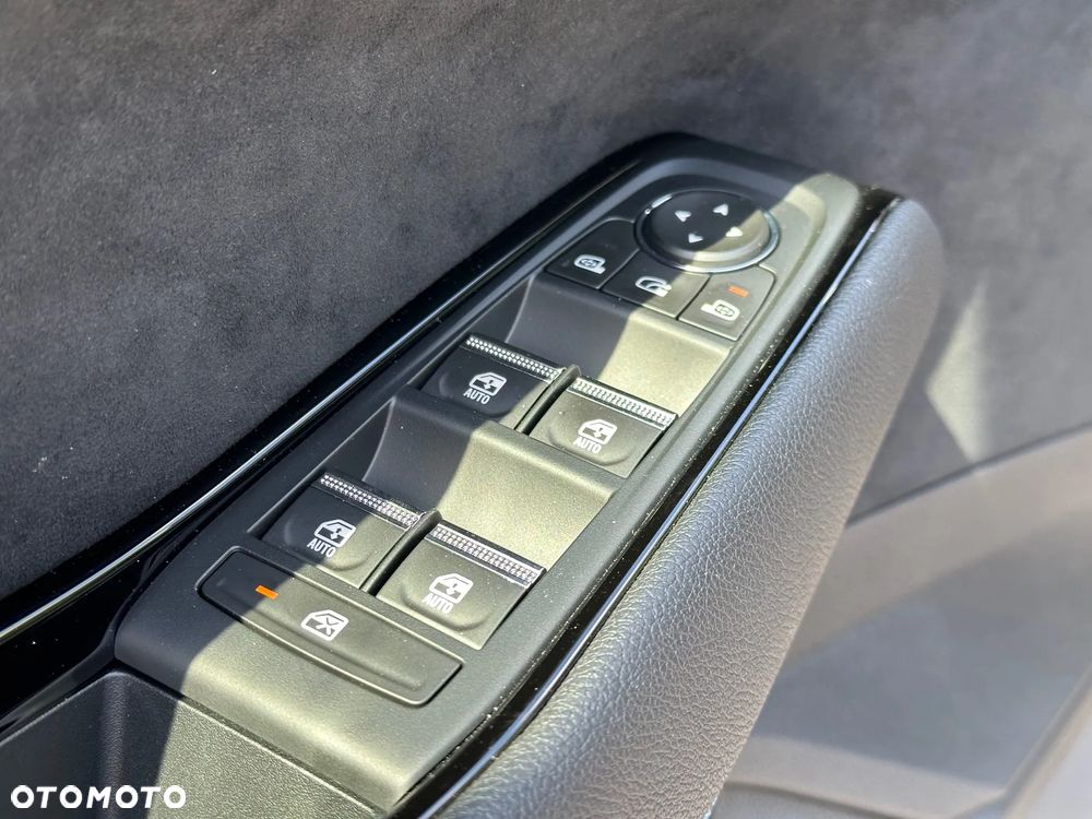 Renault Austral 1.2 E-Tech Full Hybrid 200 Iconic esprit Alpine MMT - 7