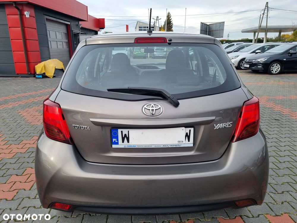 Toyota Yaris - 7