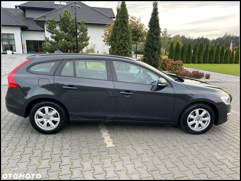 Volvo V60 - 10
