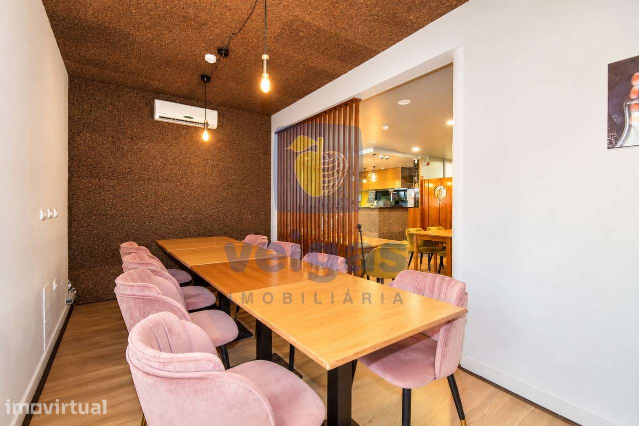Trespasse de Restaurante em pleno funcionamento - Grande imagem: 3/17