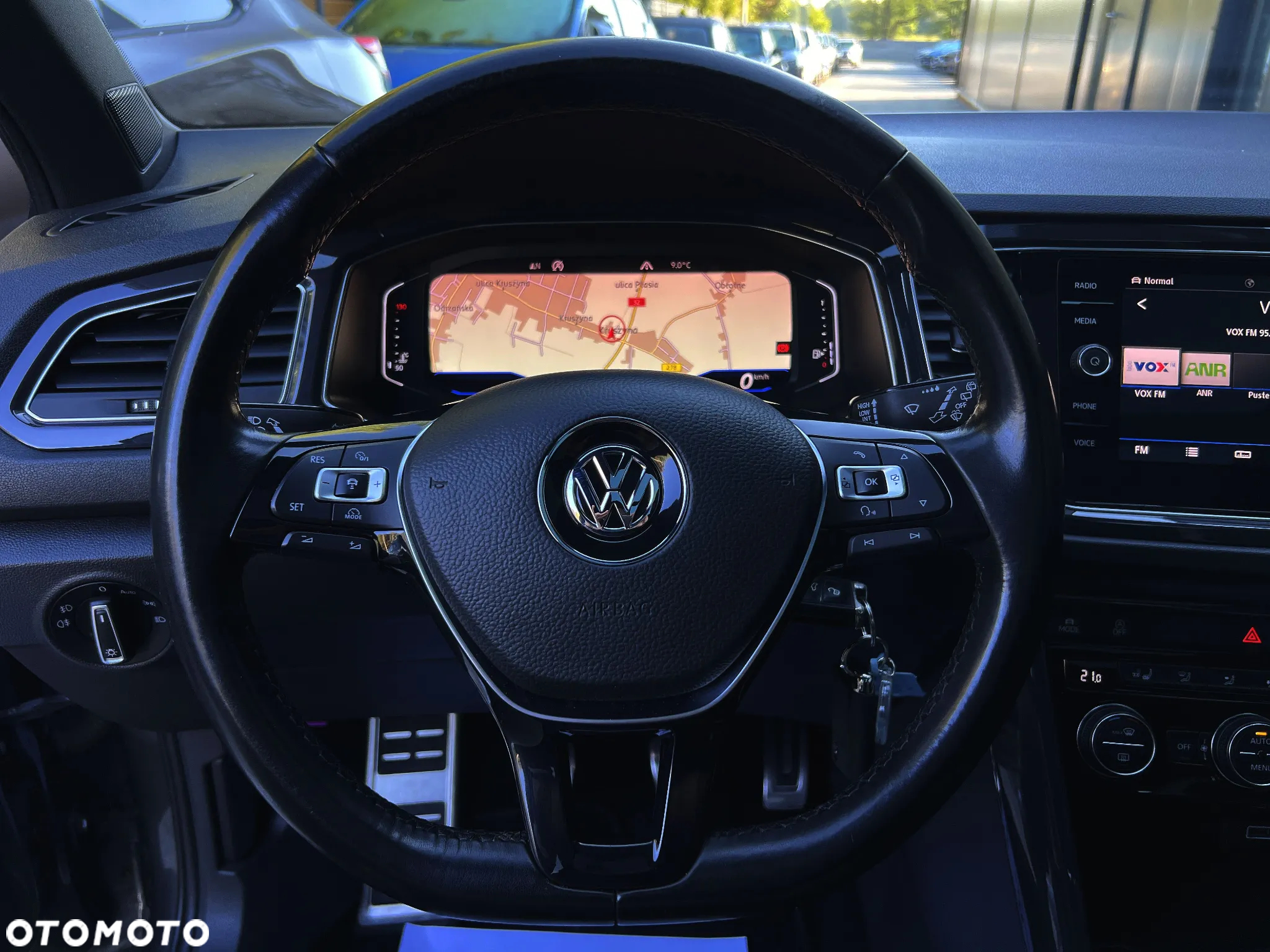 Volkswagen T-Roc 1.5 TSI ACT Premium - 26
