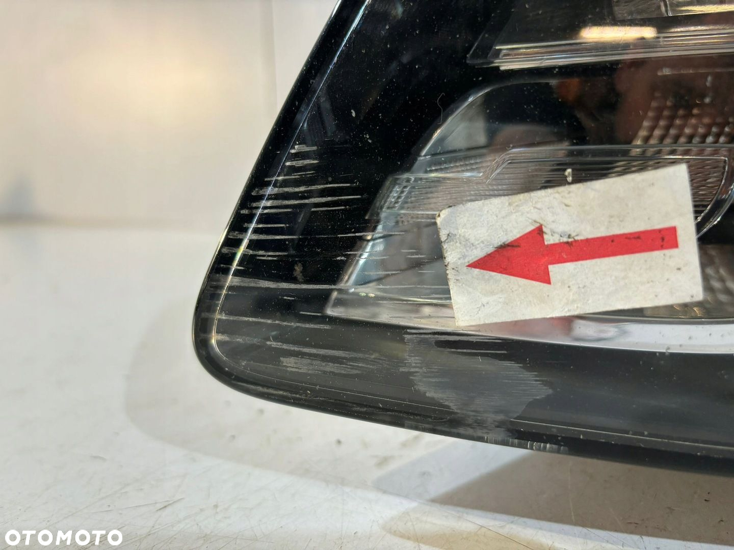 AUDI Q5 8R Lampa przednia Xenon L - 14840 - 7