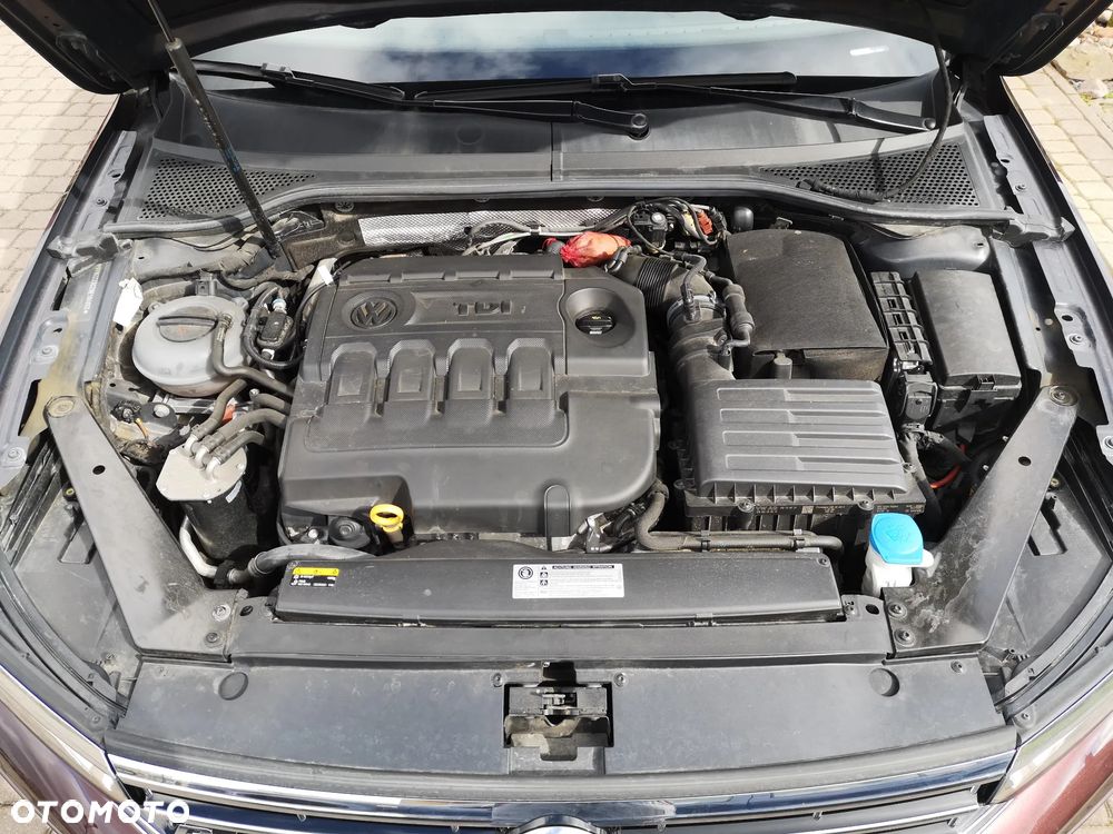 Volkswagen Passat - 27