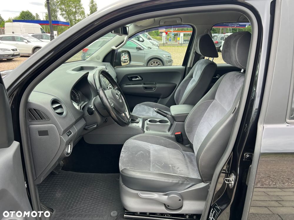 Volkswagen Amarok 2.0 BiTDI Autm Dark Label - 17