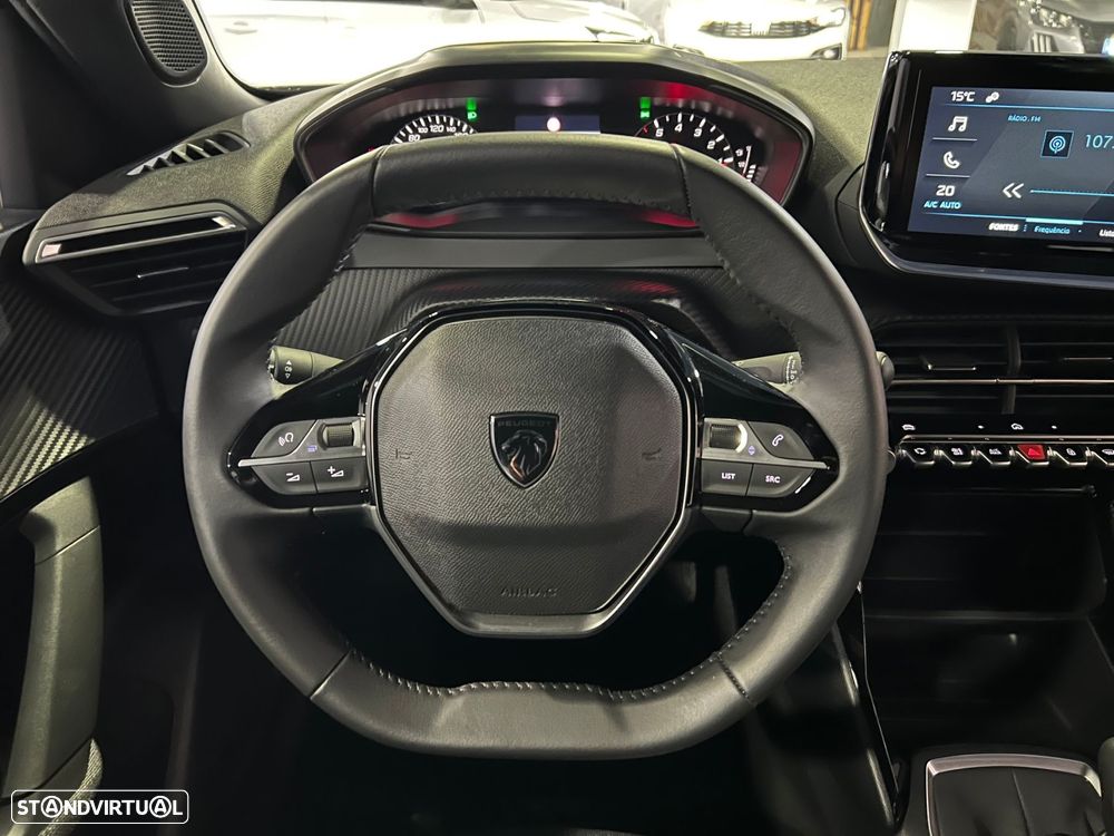 Peugeot 2008 1.2 PureTech Style - 13