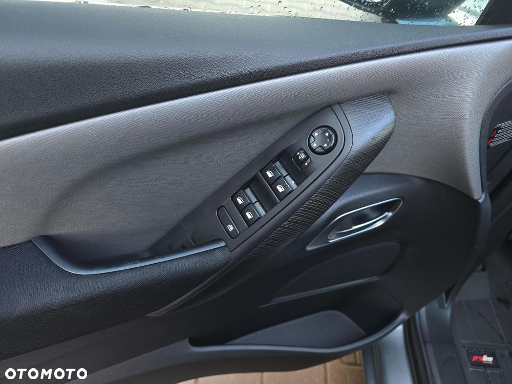 Citroën C4 Picasso 1.6 e-HDi Intensive - 10