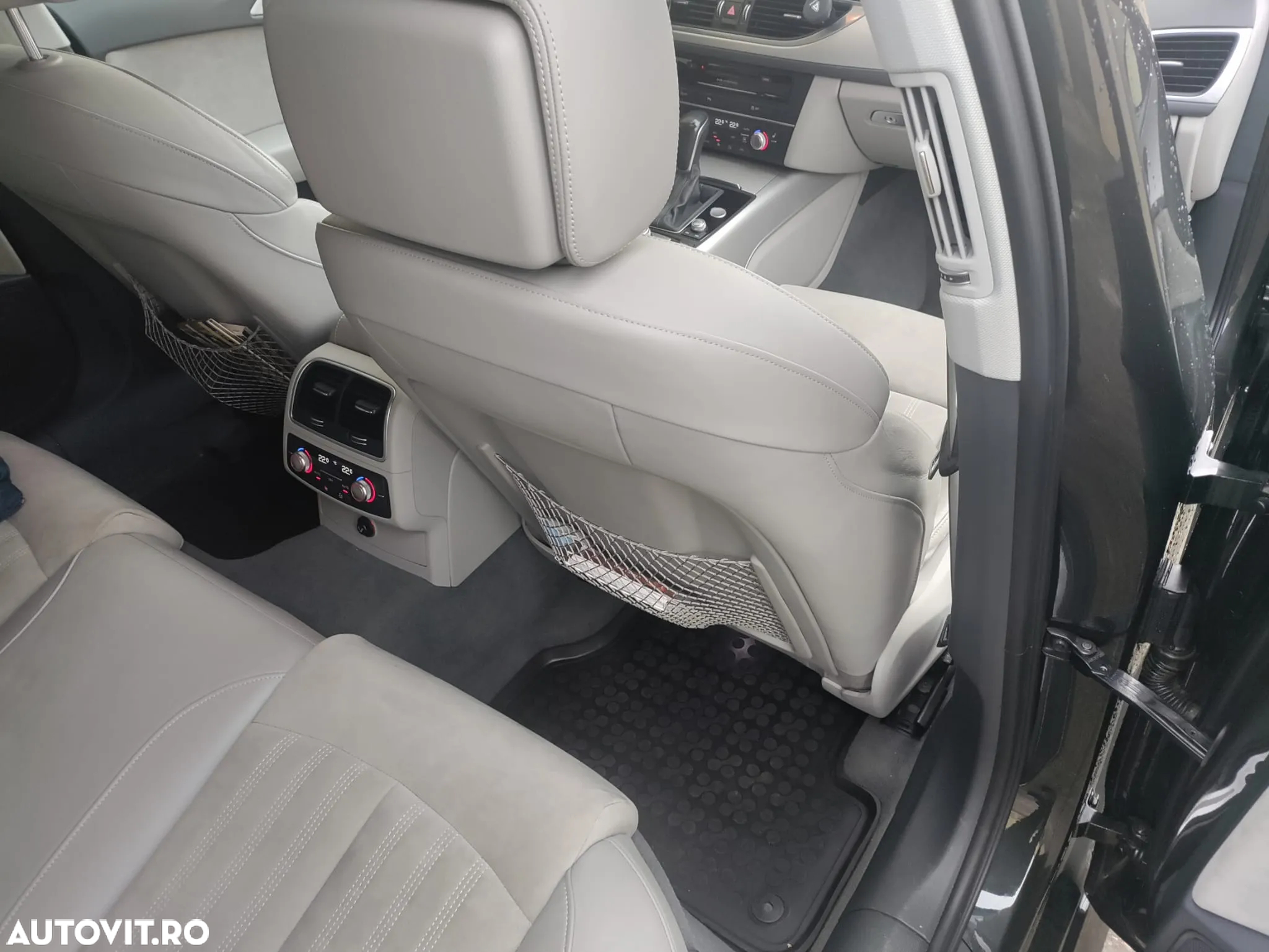 Audi A6 - 6
