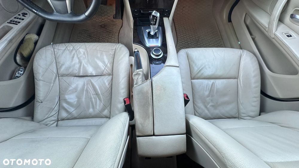 BMW Seria 5 - 16