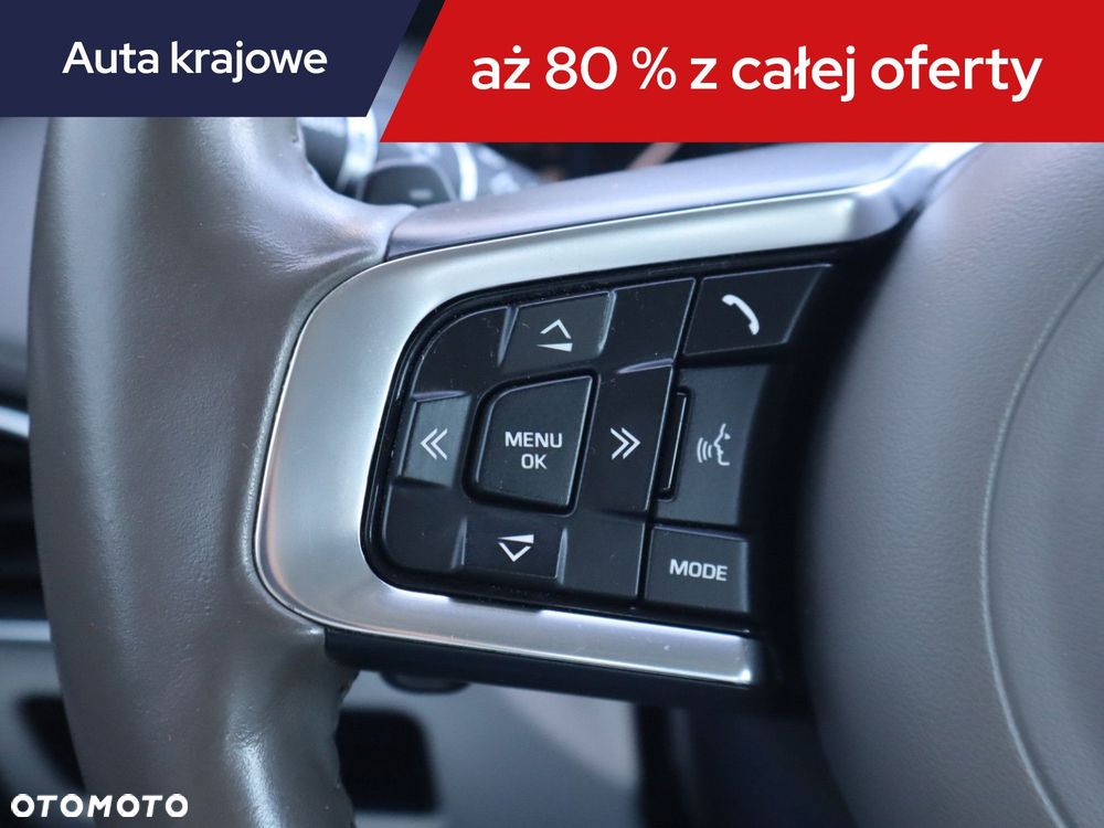 Jaguar XE - 20