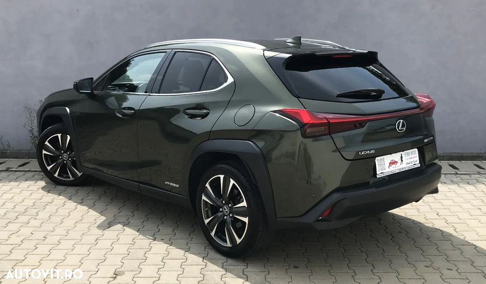 Lexus UX 250h E-FOUR Luxury ML - 4