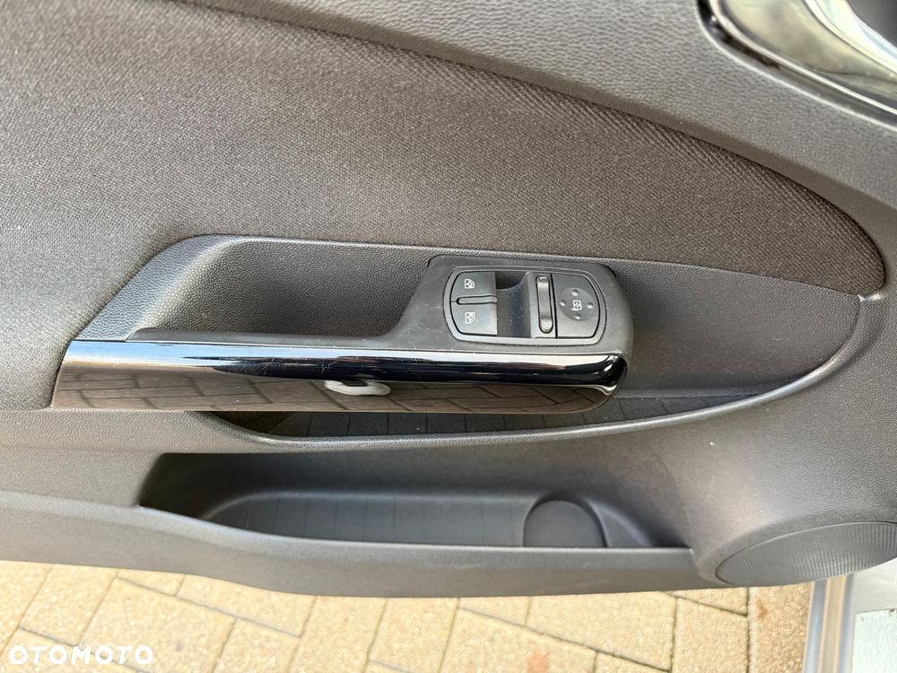 Opel Corsa - 12