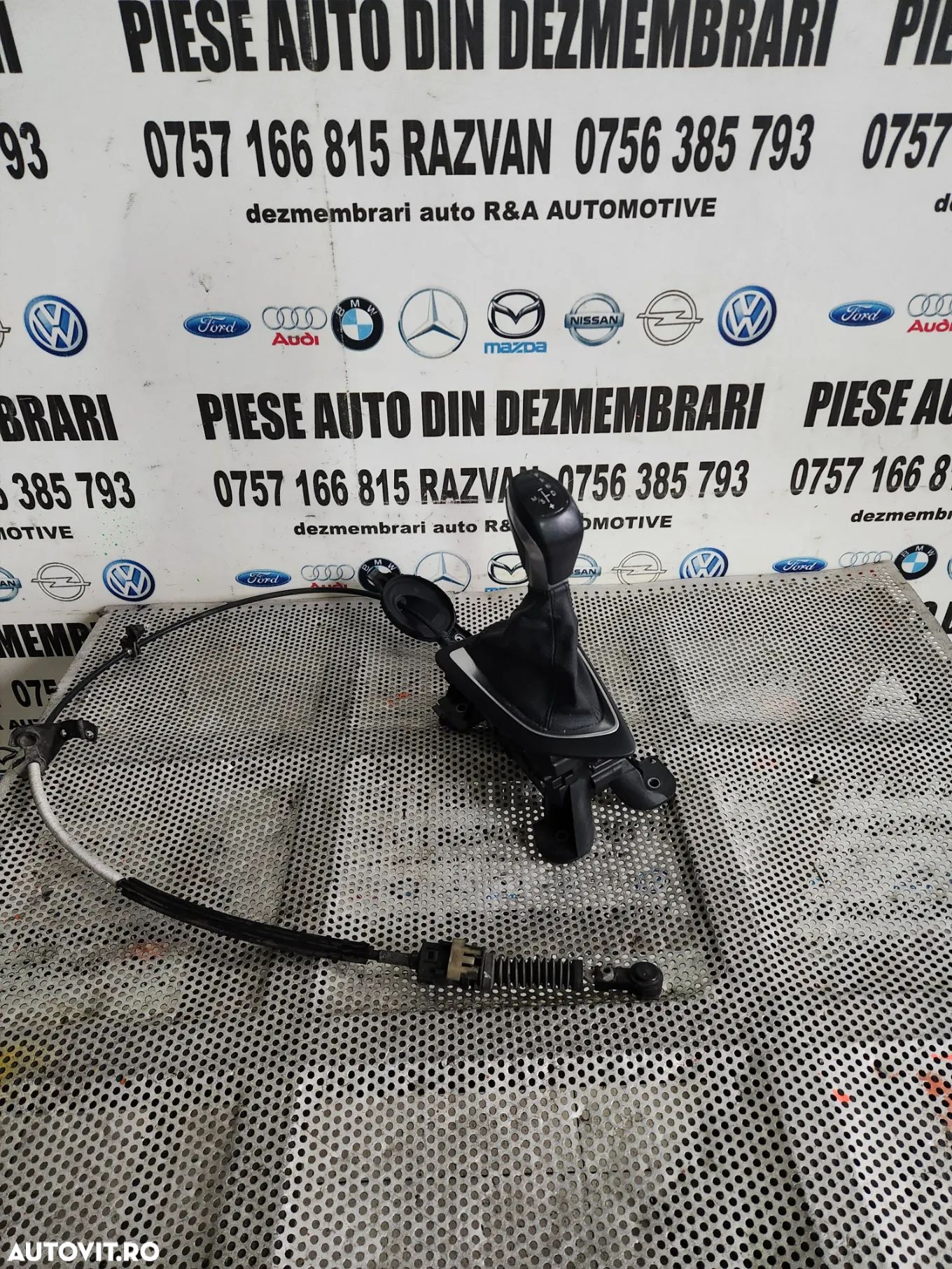 Timonerie Joystick Cutie Automata Bmw Seria 2 F45 F46 Volan Stanga Cod  Cutie GA8F22AW - 1