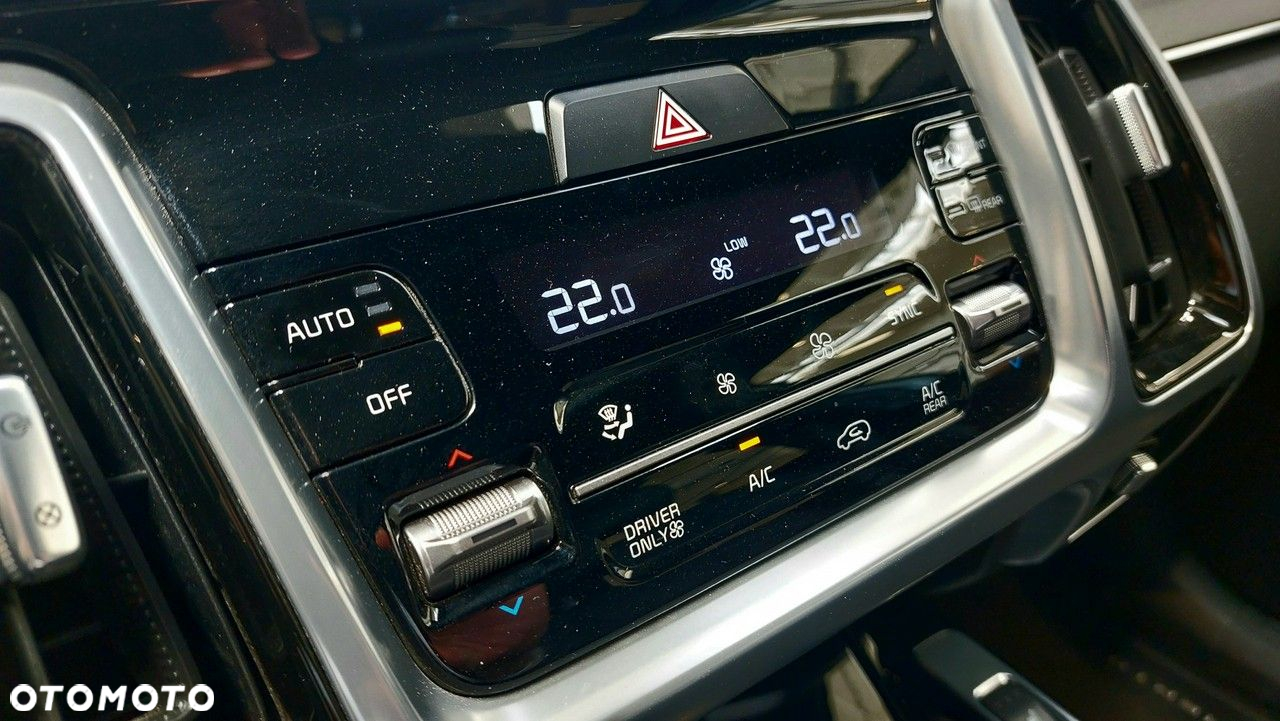 Kia Sorento - 27