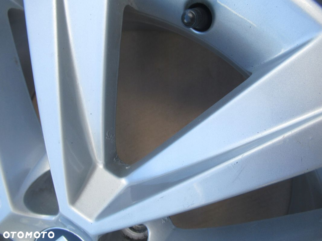 ALUFELGI 4szt R17 SEAT TARRACO,ALTEA,LEON ,EXEO,ATECA,GOLF 5,6,7,8 ,OCTAVIA - 7