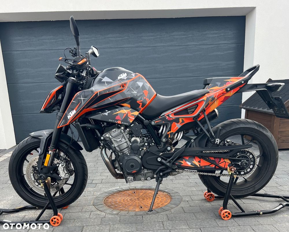 KTM Duke - 3