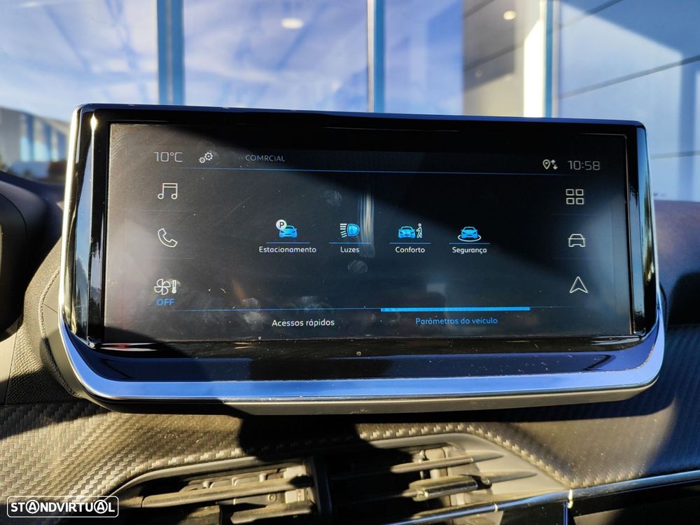 Peugeot 2008 1.2 PureTech Style - 16