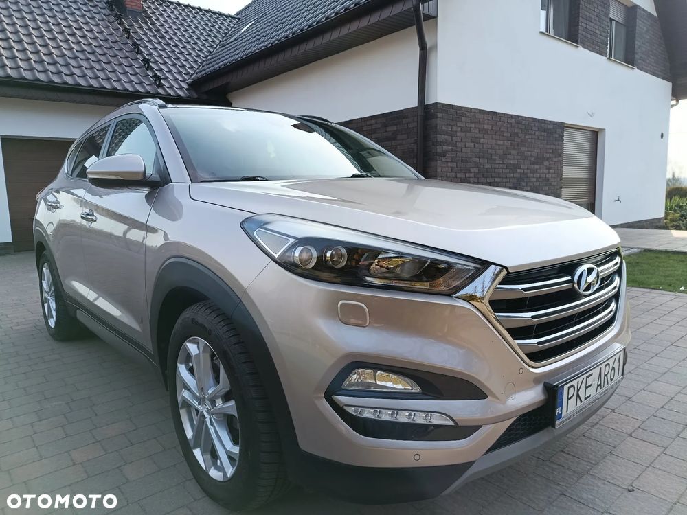 Hyundai Tucson 2.0 CRDI BlueDrive Style 2WD - 7