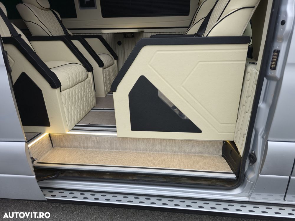 Mercedes-Benz Sprinter - 25