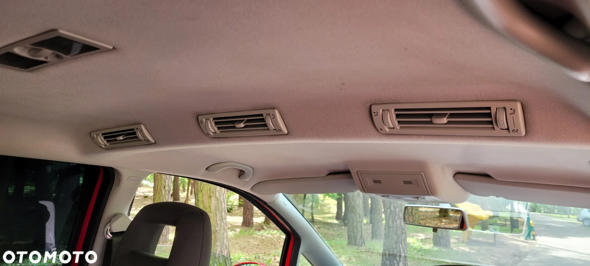 Volkswagen Sharan 1.9 TDI Family - 23
