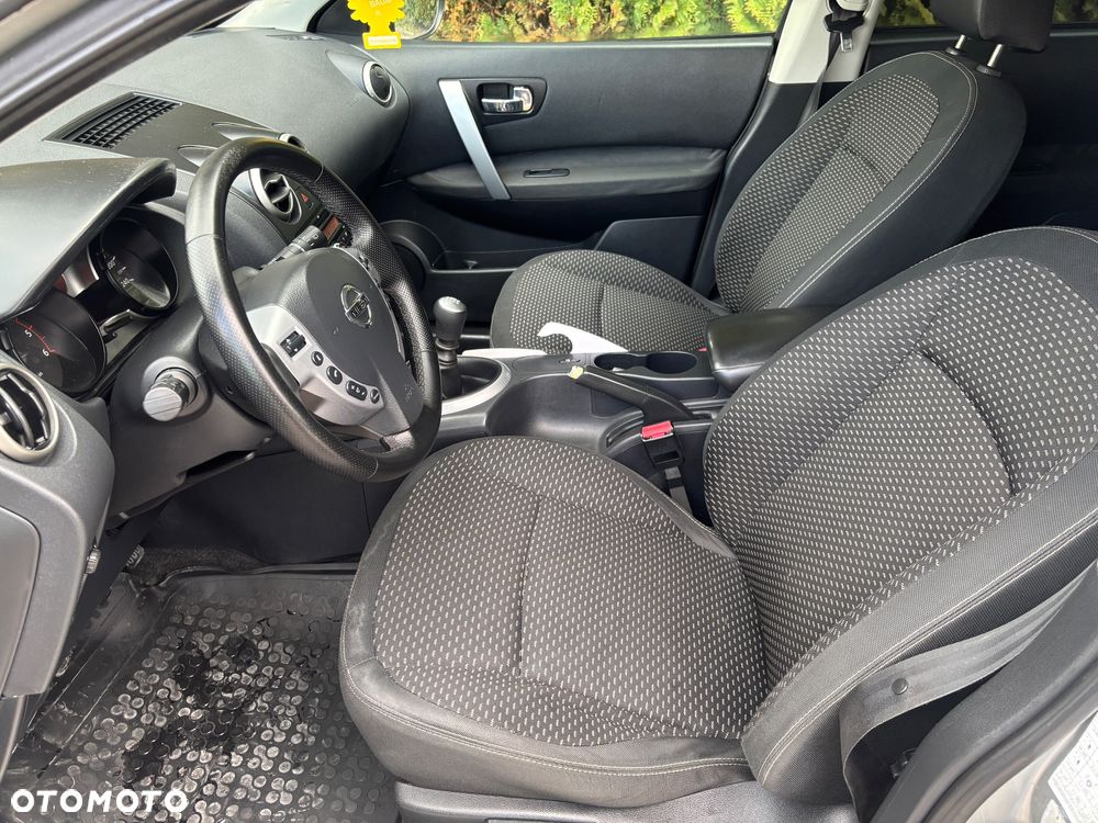 Nissan Qashqai 2.0 dCi DPF acenta - 18