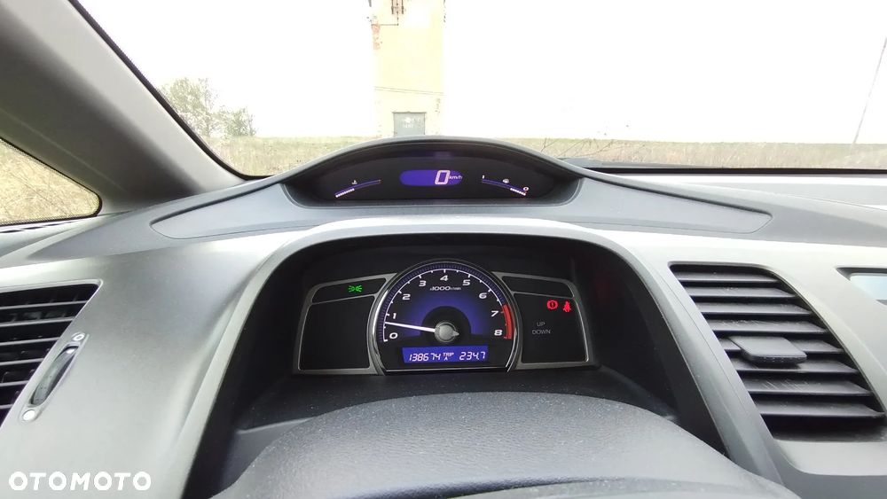 Honda Civic 1.8 Base - 3