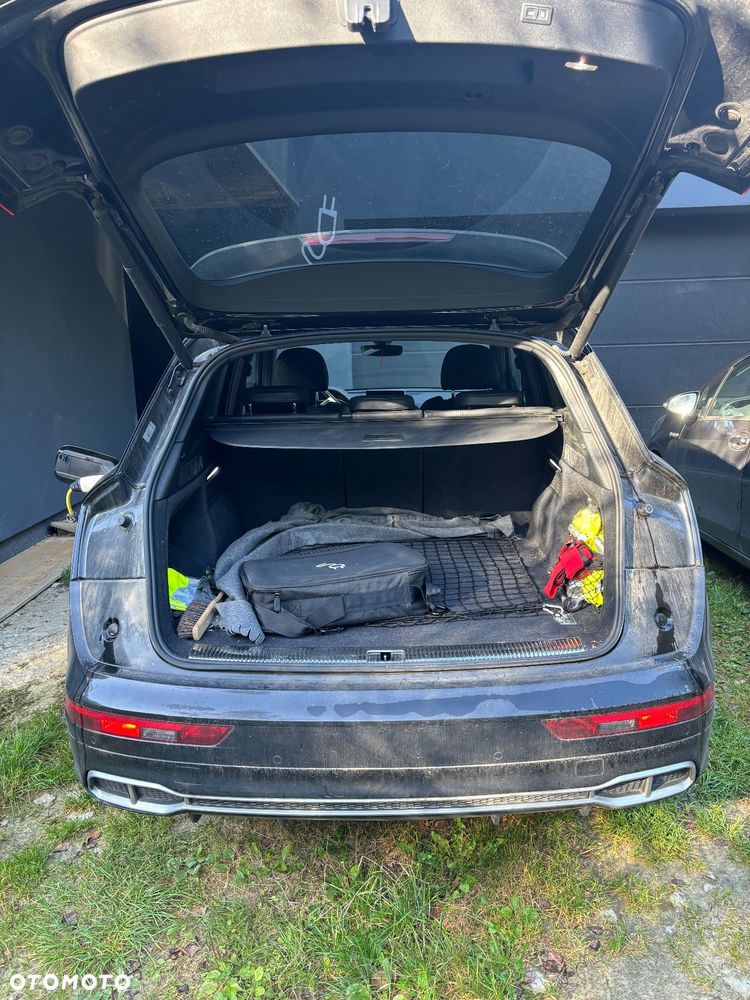 Audi Q5 55 TFSI e Quattro S tronic - 9