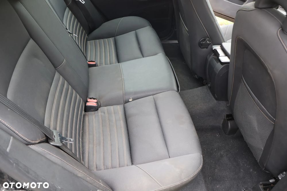 Volvo V50 D2 Momentum - 7