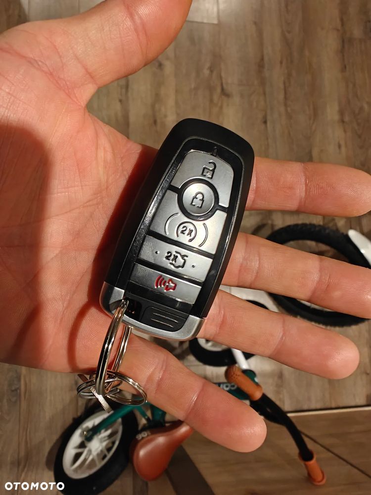 Ford Mustang 5.0 V8 GT - 30