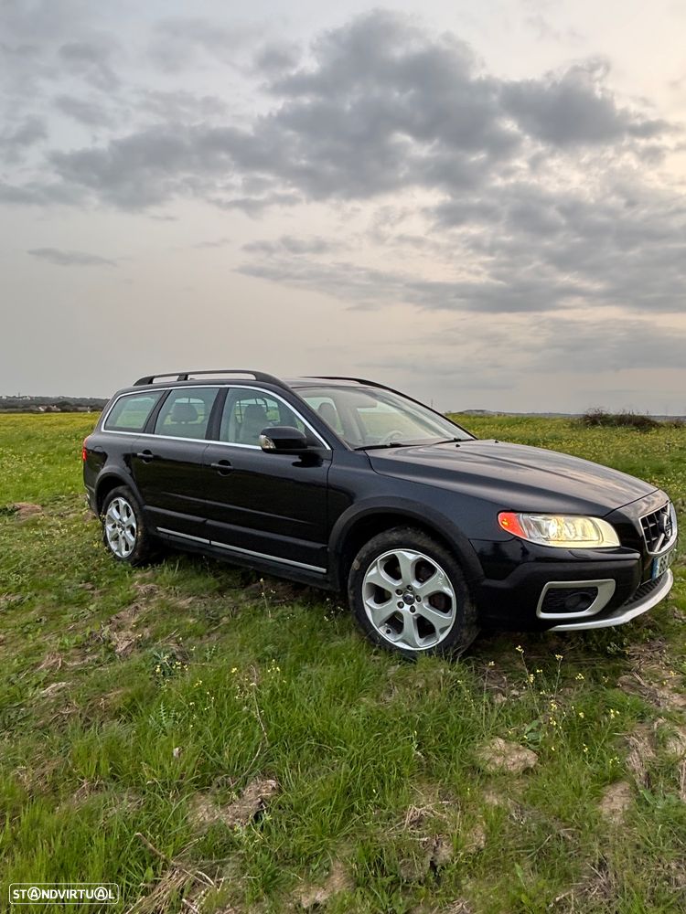 Volvo XC 70 D5 Momentum Geartronic - 3